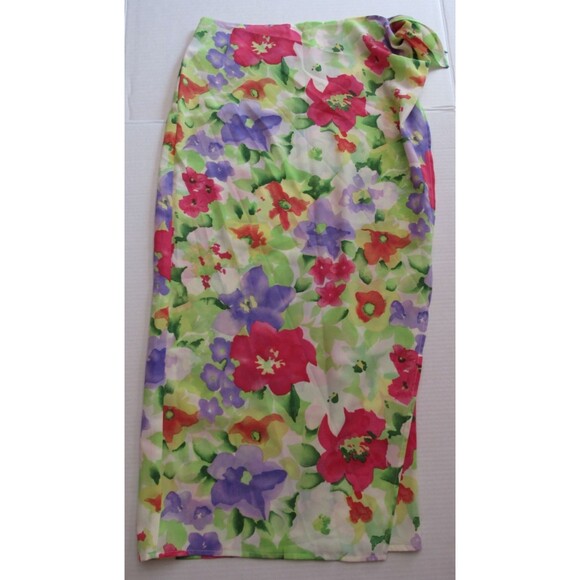 Patricia Jones Dresses & Skirts - Vintage Patricia Jones Size Zip Green Floral Print Faux Wrap Skirt Size 4